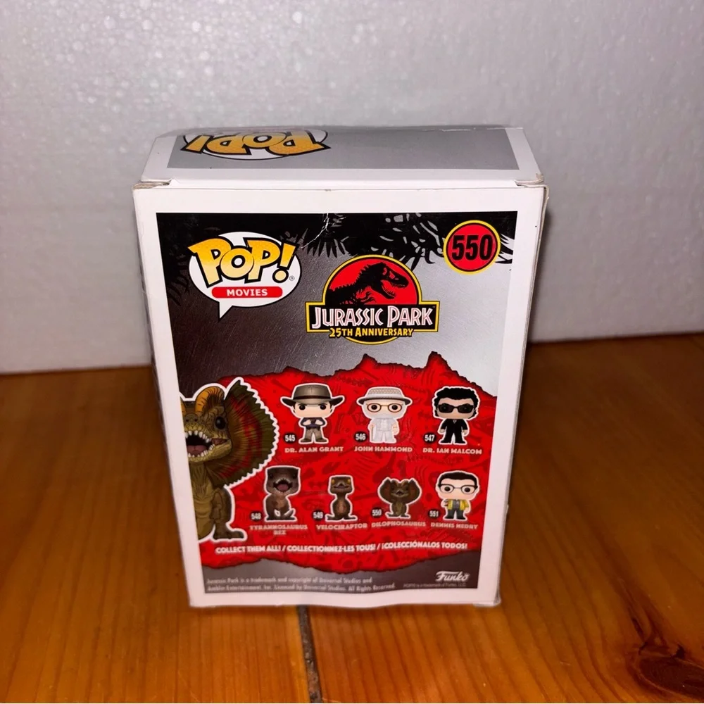Funko Pop Jurassic Park Dilophosaurus #550 Vinyl Figure - Picture 8 of 8